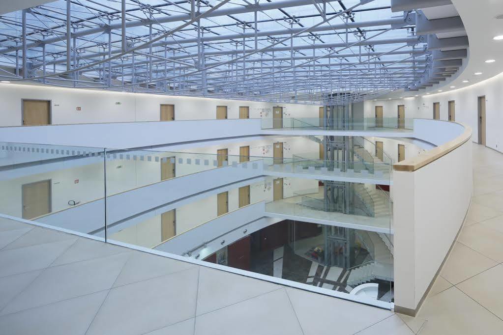 Orea Hotel Atrium Otrokovice Eksteriør billede